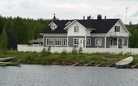 Miekojärvi Resort